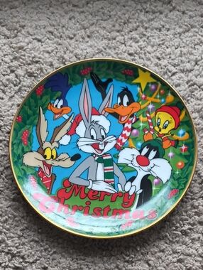 Warner Bros. Looney Tunes Christmas Plate - Green, Red, Blue, Yellow
